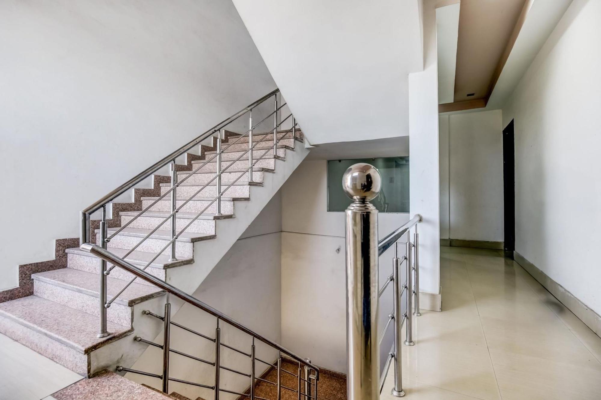 Flagship Hotel Big Boss Kurukshetra Екстер'єр фото